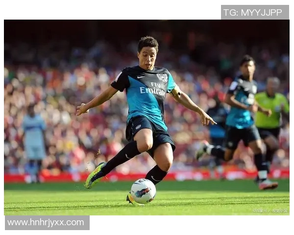 亚自由与飓风队的巅峰对决谁能在这场比赛中笑到最后