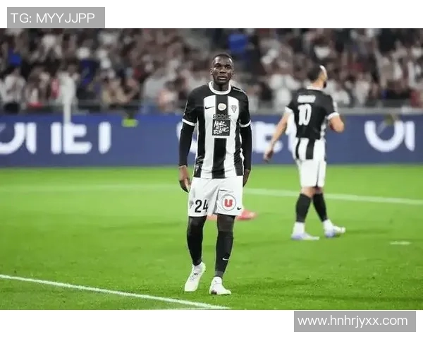 巴黎与昂热的精彩对决CCTV全程直播不容错过