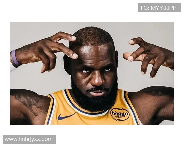 湖人对决骑士精彩直播回顾球迷热议比赛亮点与精彩瞬间