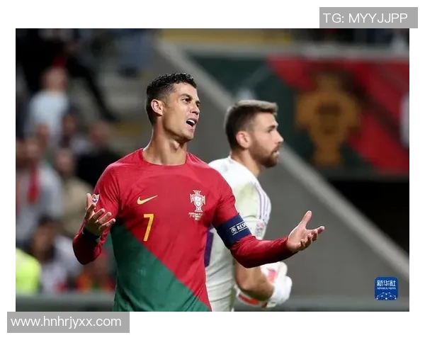 西班牙与葡萄牙激战正酣精彩赛况回顾与分析 西班牙与葡萄牙激战正酣精彩赛况回顾与分析