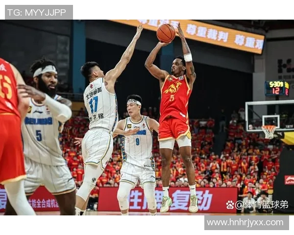 2013年CBA季后赛北京队与吉林队激战回顾与精彩瞬间分析