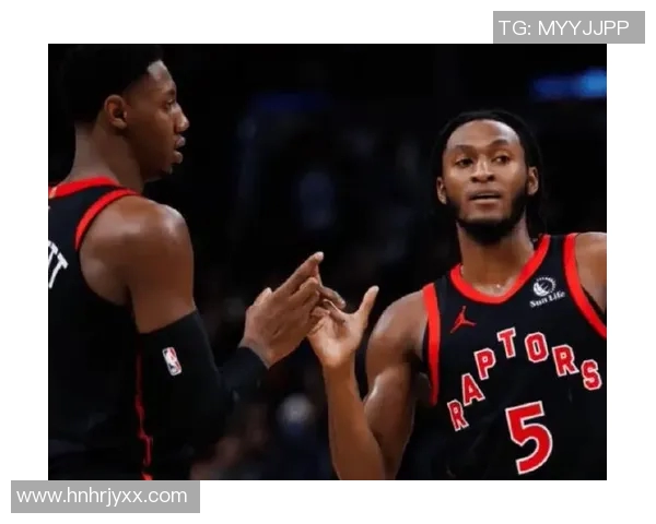 伊曼纽尔奎克利的崛起之路与篮球梦想的追逐历程