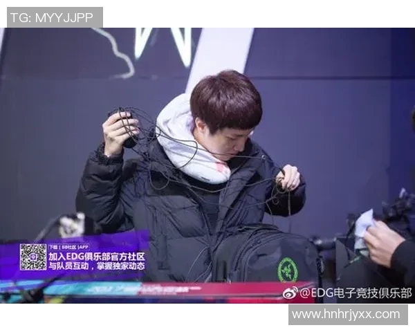 杨伟独家分享排球技巧与心得助你提升竞技水平与团队协作能力